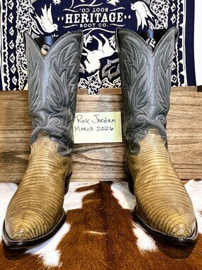 Justin's Genuine Lizard Cowboy Boots in Men's Size 11D & Unique Beautiful Color